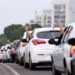 30/10/2017- Brasília - Motoristas de aplicativos de todo o Brasil fazem buzinaço em frente ao Congresso em protesto contra o projeto de lei que regulamenta aplicativos de transporte privado, como Uber e Cabify 
Foto: Marcelo Camargo/Agência Brasil