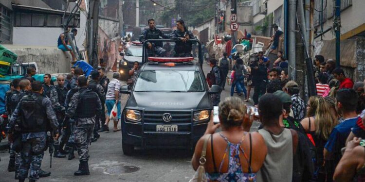 Rio de Janeiro (RJ) 15/09/2023 – As ações policiais nas favelas do Rio de Janeiro causam um prejuízo de pelo menos R$ 14 milhões por ano aos moradores dessas comunidades 
Foto: Fernando Frazão/Agência Brasil