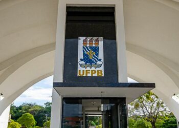 universidades-federais-pedem-mais-recursos-para-fechar-contas