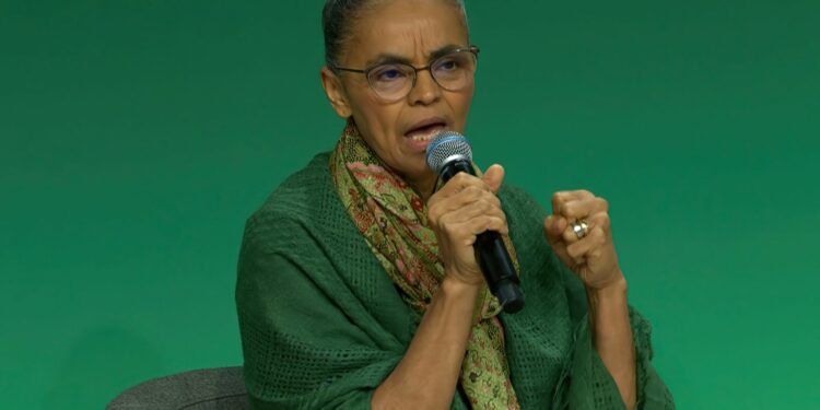 marina-silva-defende-avanco-da-cop-sobre-fim-dos-combustiveis-fosseis