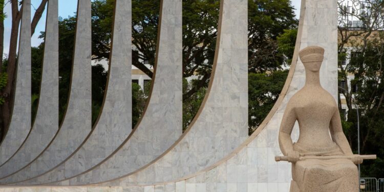 stf-mantem-44-horas-semanais-e-regionalizacao-do-piso-da-enfermagem