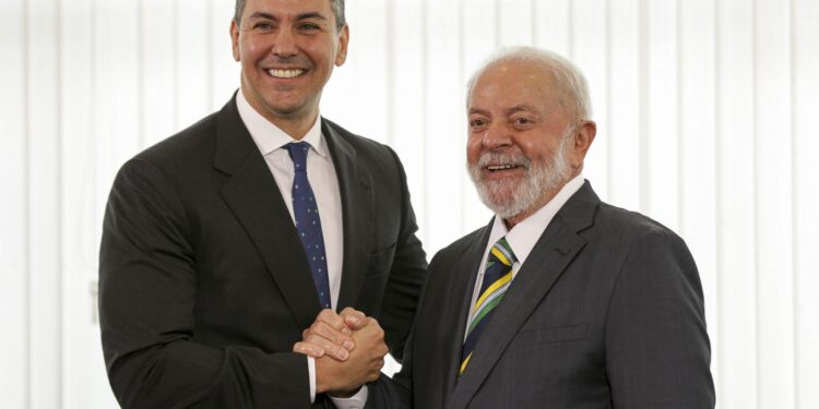 lula-se-reune-com-presidente-do-paraguai-e-discute-energia-de-itaipu