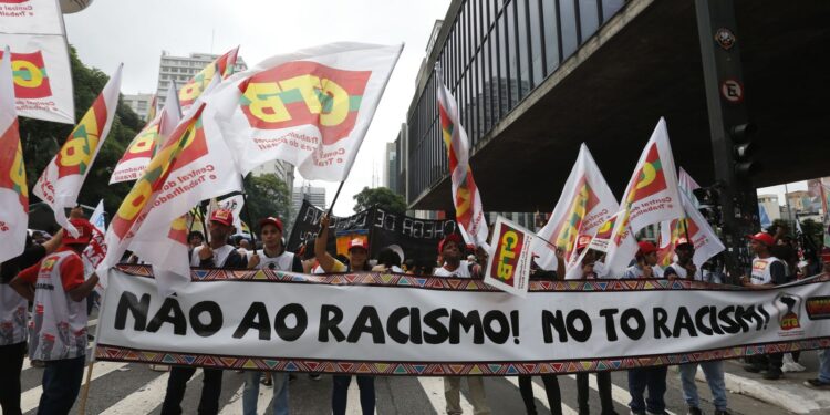 consulta-do-governo-sobre-comunicacao-antirracista-acaba-neste-sabado