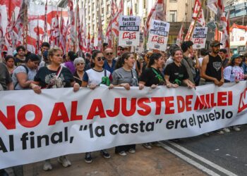 aereas-brasileiras-cancelam-voos-para-argentina-no-dia-24-por-greve