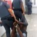 rapaz-amarrado-com-cordas-por-policiais-pede-indenizacao-por-tortura