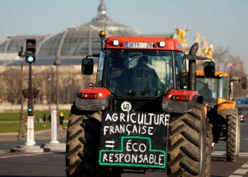 protestos-de-agricultores-se-espalham-pela-europa