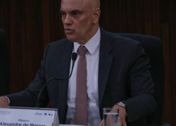 moraes-defende-punicao-as-big-techs-que-induzirem-voto