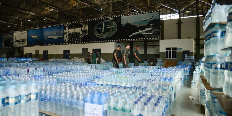 comunidades-quilombolas-e-ciganas-recebem-cestas-basicas-no-rs