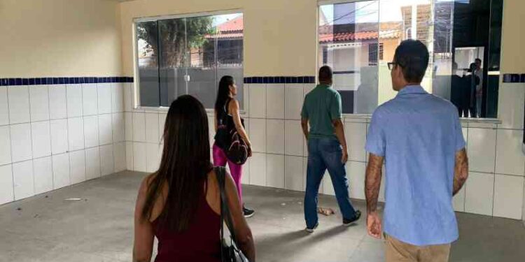 pais-fazem-visita-ao-novo-espaco-da-escola-cadetes-mirins