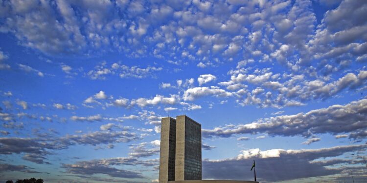 comissao-do-senado-aprova-prorrogacao-do-plano-nacional-de-educacao