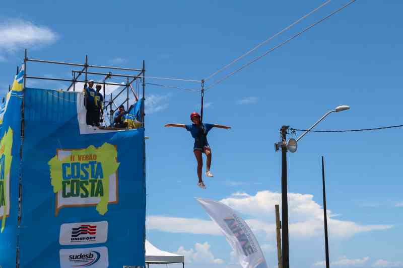 praia-de-ipitanga,-em-lauro-de-freitas,-recebe-ultima-etapa-do-projeto-verao-costa-a-costa