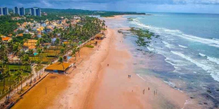 primavera/verao:-belezas-naturais-e-opcoes-de-lazer-sao-destaques-em-lauro-de-freitas