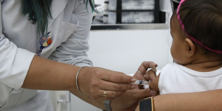 sem-gotinha:-entenda-como-fica-novo-esquema-vacinal-contra-a-polio