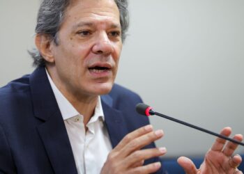 haddad-desmente-imposto-sobre-pets-e-pix-apos-video-falso-feito-com-ia