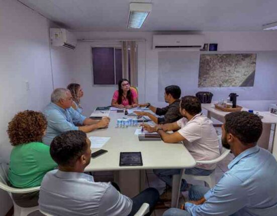 prefeitura-e-embasa-dialogam-sobre-obras-em-lauro-de-freitas