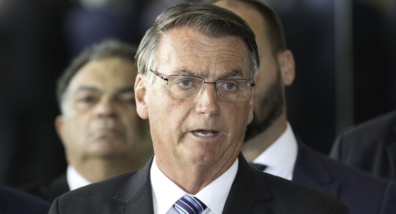 pgr-se-manifesta-contra-autorizacao-para-viagem-de-bolsonaro-aos-eua