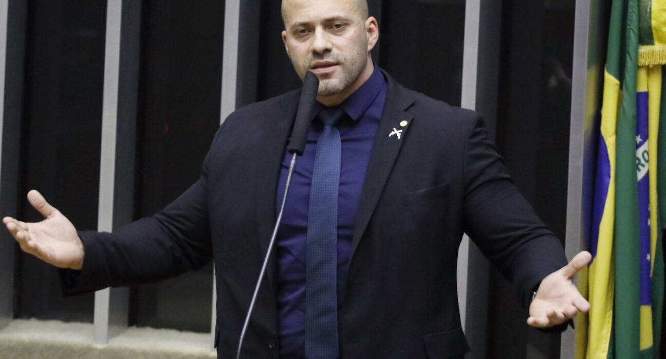 defesa-de-daniel-silveira-pede-esclarecimentos-para-devolver-arma