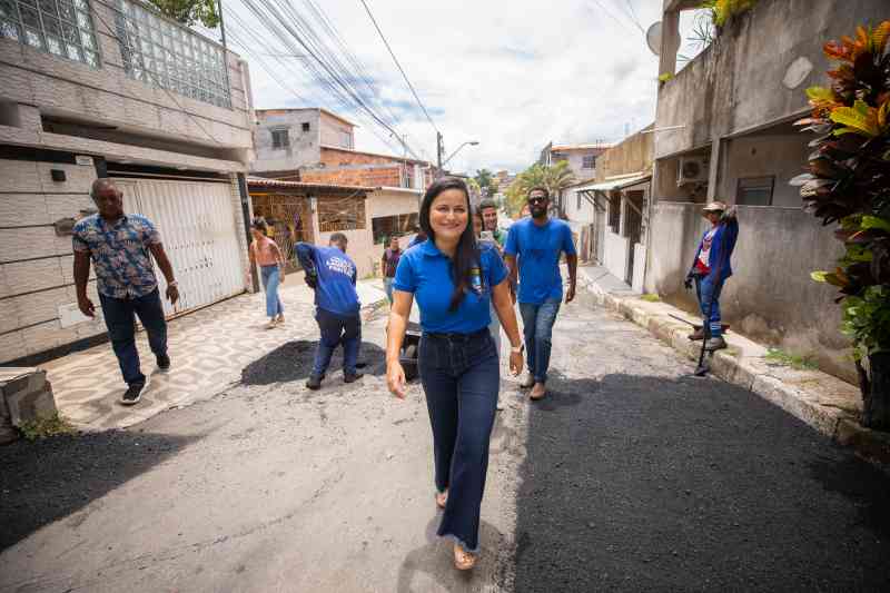 prefeita-debora-regis-visita-obras-em-andamento-e-vistoria-postos-de-saude