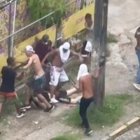 confronto-entre-torcidas-no-recife-deixa-feridos-e-destruicao-nas-ruas