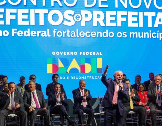 lula-diz-que-prefeituras-sao-alicerce-para-que-a-uniao-de-certo