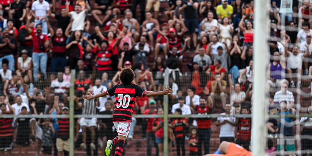 radio-nacional-transmite-partidas-da-10a-rodada-do-campeonato-carioca