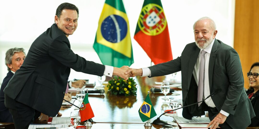 brasil-e-portugal-assinam-19-acordos-bilaterais