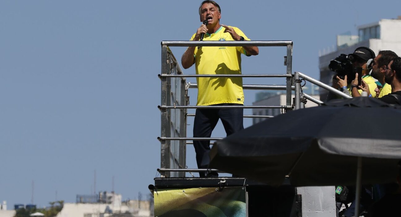 bolsonaro-tinha-discurso-pos-golpe-pronto,-diz-pgr