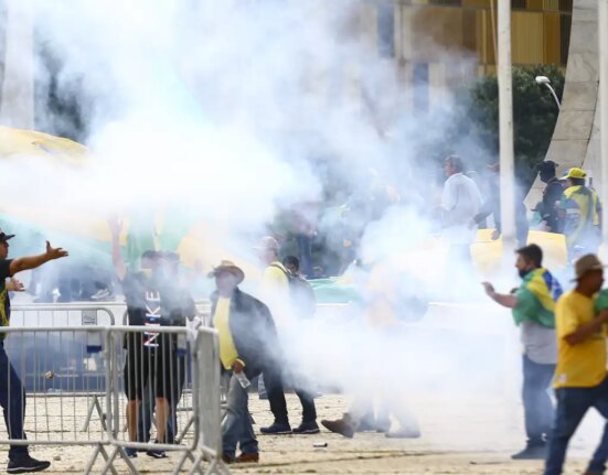 organizacoes-pela-democracia-dizem-que-denuncia-expoe-golpe-no-brasil