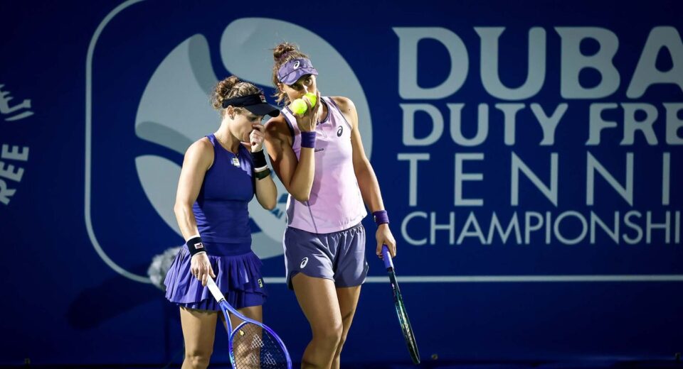 duplas-de-bia-haddad-e-de-luisa-stefani-vao-as-quartas-de-wta-de-dubai