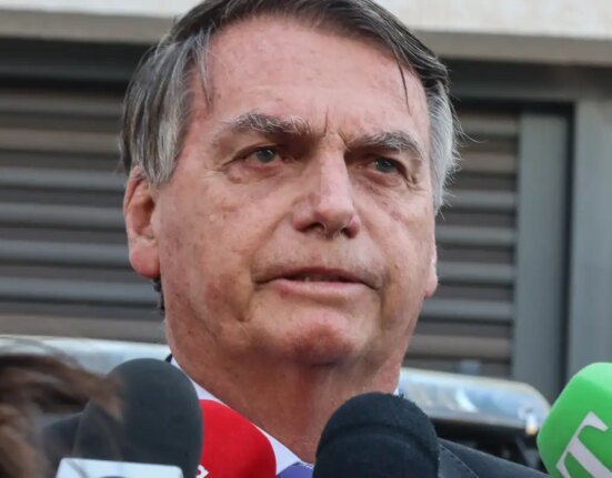 advogados-de-bolsonaro-pedem-83-dias-para-apresentar-defesa-ao-supremo