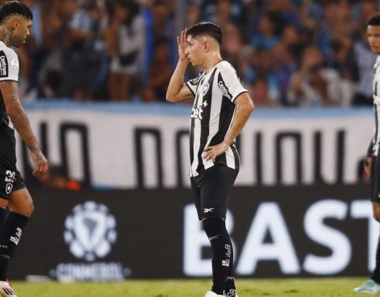 botafogo-perde-para-o-racing-e-se-complica-na-recopa-sul-americana