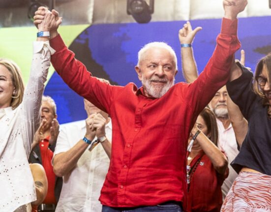 em-evento-dos-45-anos-do-pt,-lula-pede-defesa-da-democracia