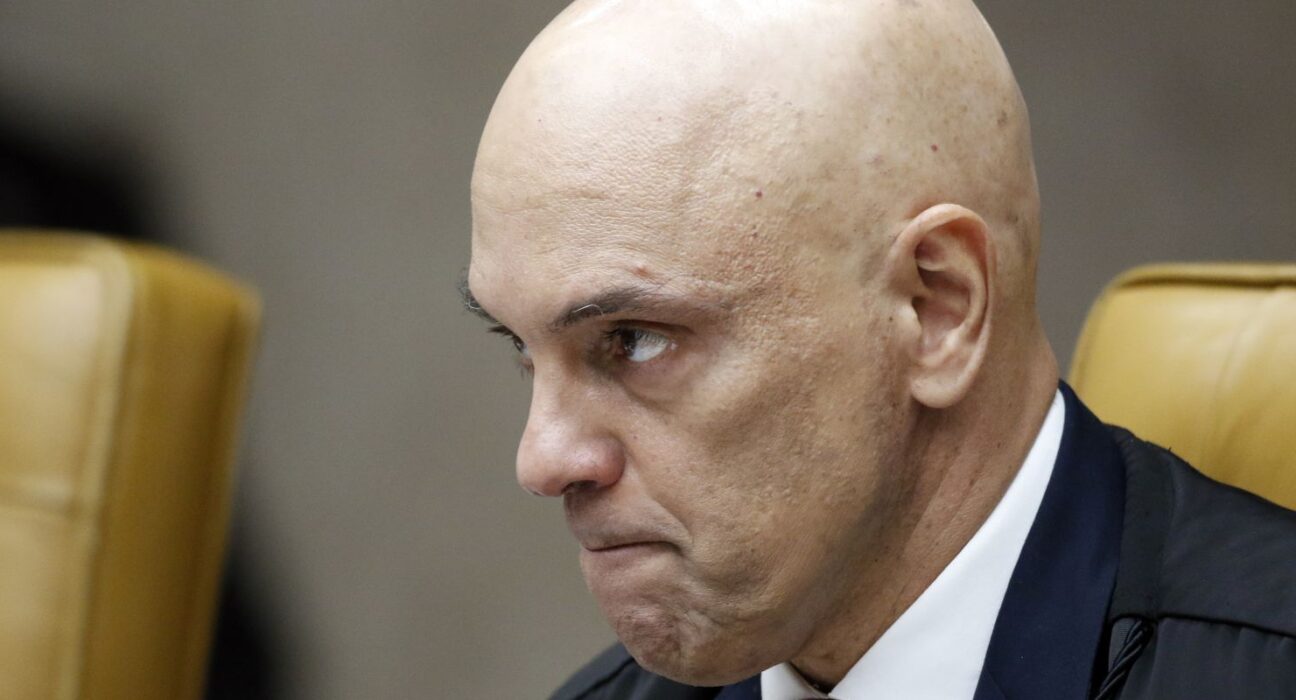 bolsonaro-volta-a-pedir-prazo-de-83-dias-para-apresentar-defesa