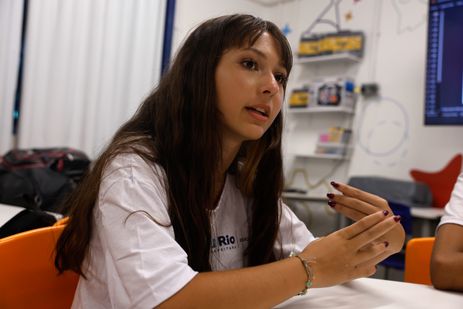 Rio de Janeiro (RJ), 20/02/2025 - Giovanna de Luz Carmo, vice-presidente do grêmio estudantil, no GET ( Ginásio Educacional Tecnológico) Ceará, em Inhaúma, zona norte da cidade Foto: Tânia Rêgo/Agência Brasil