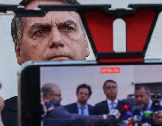 pgr-denuncia-bolsonaro-e-mais-33-por-tentativa-de-golpe-de-estado