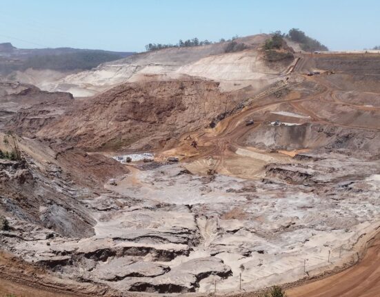 nova-acao-contra-samarco,-vale-e-bhp-e-ajuizada-por-21-municipios