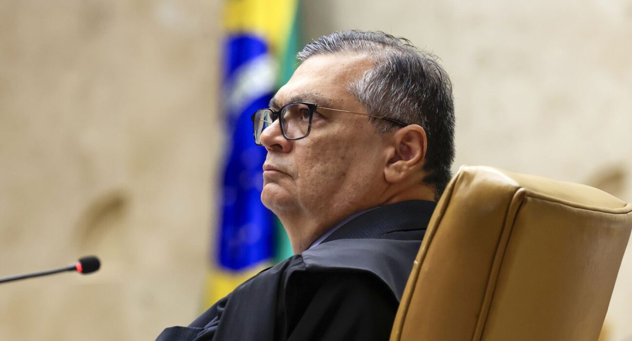 dino-descarta-razoes-que-o-impecam-de-julgar-denuncia-contra-bolsonaro