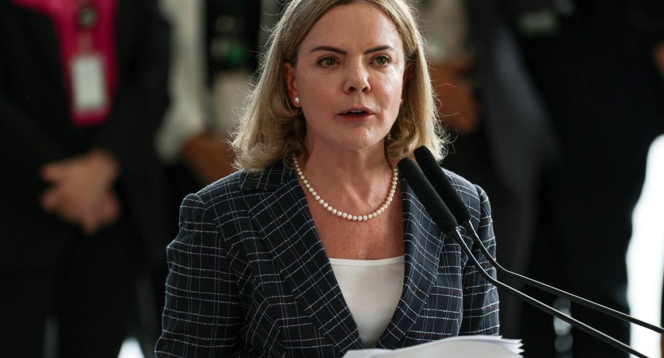 gleisi-hoffmann-tem-agenda-de-reunioes-com-lideres-do-congresso