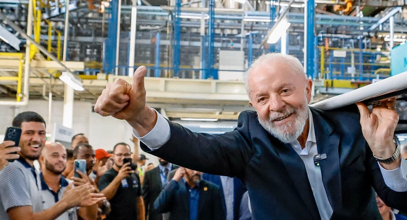 lula:-e-dever-do-governo-garantir-cenario-estavel-para-investimentos
