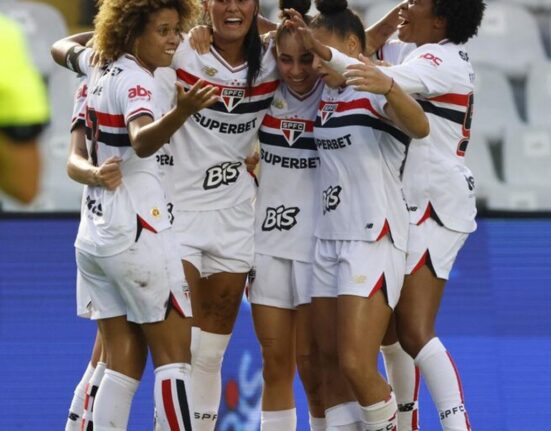 sao-paulo-e-corinthians-avancam-para-a-final-da-supercopa-feminina