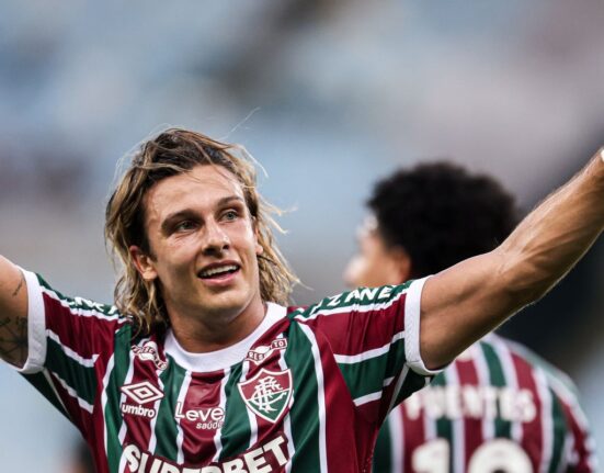 fluminense-goleia-e-se-aproxima-da-decisao-do-campeonato-carioca