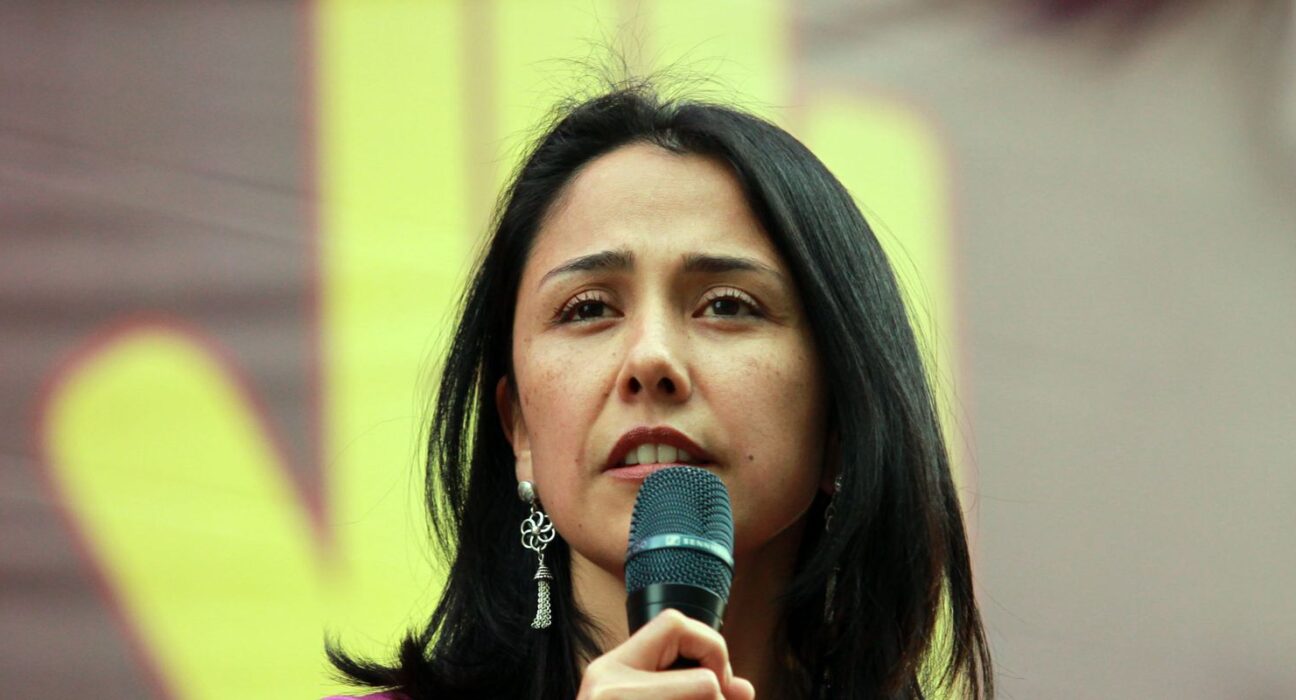 esposa-de-ex-presidente-do-peru-pede-asilo-ao-brasil-apos-condenacao