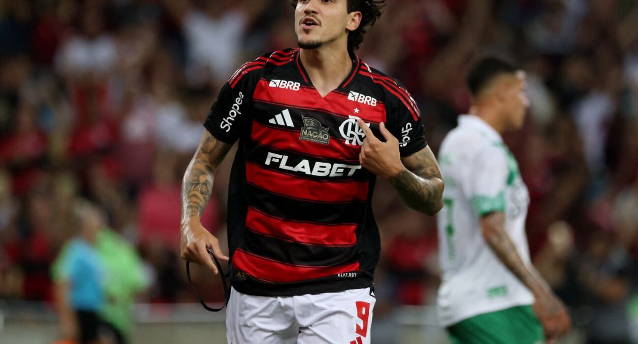 flamengo-goleia-no-maracana-para-liderar-o-campeonato-brasileiro