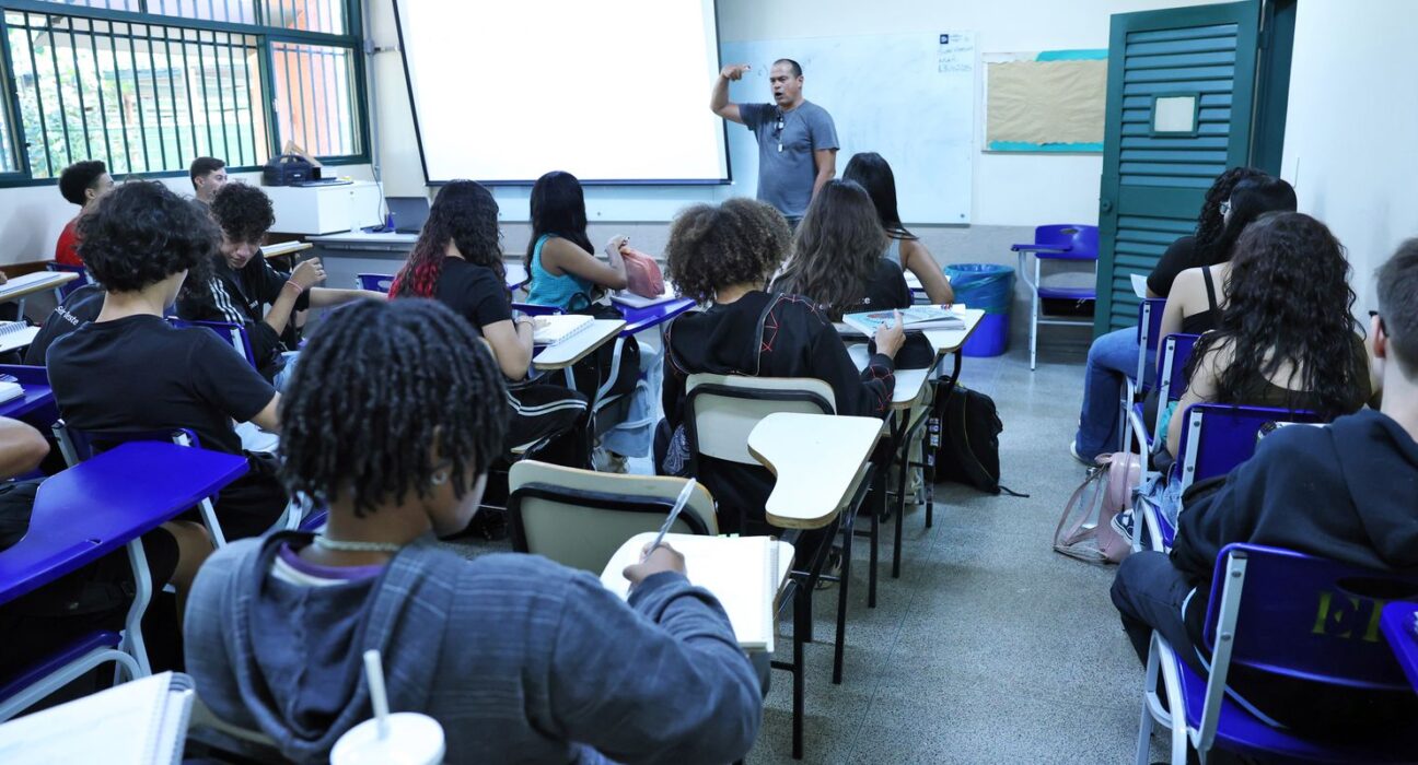 prazo-para-aderir-ao-enem-dos-docentes-termina-nesta-quinta-feira