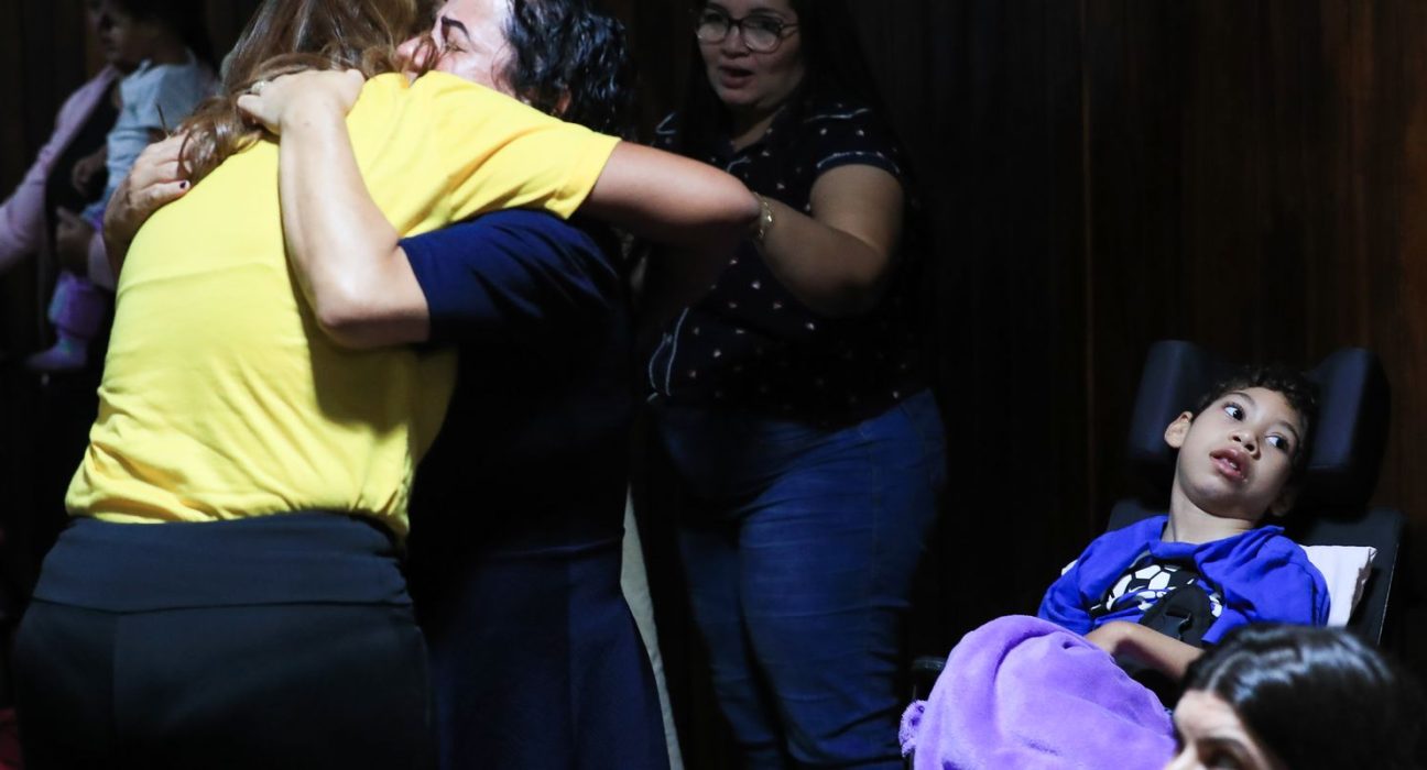 congresso-derruba-veto-e-pensao-para-vitimas-da-zika-e-retomada