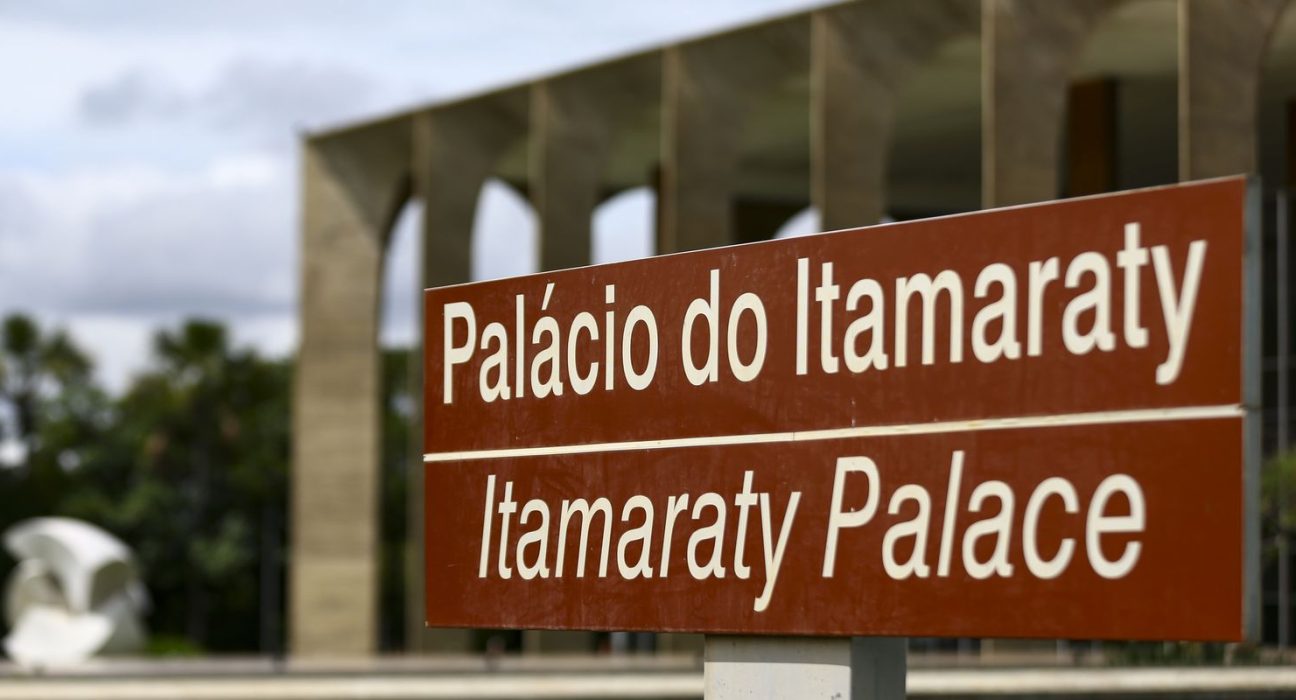 brasil-condena-ataques-de-israel-e-dos-eua-a-instalacoes-no-ira