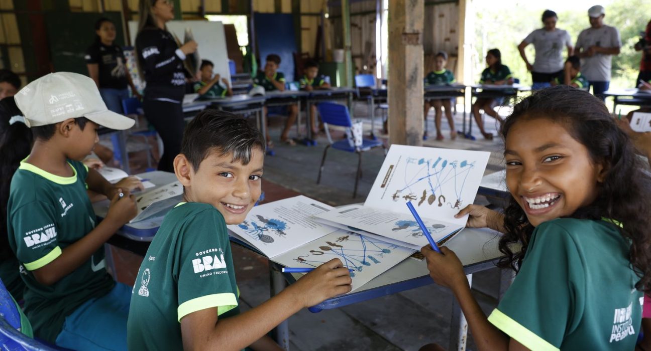 “z-de-zangao”:-projeto-aproveita-vivencias-para-alfabetizar-no-mangue