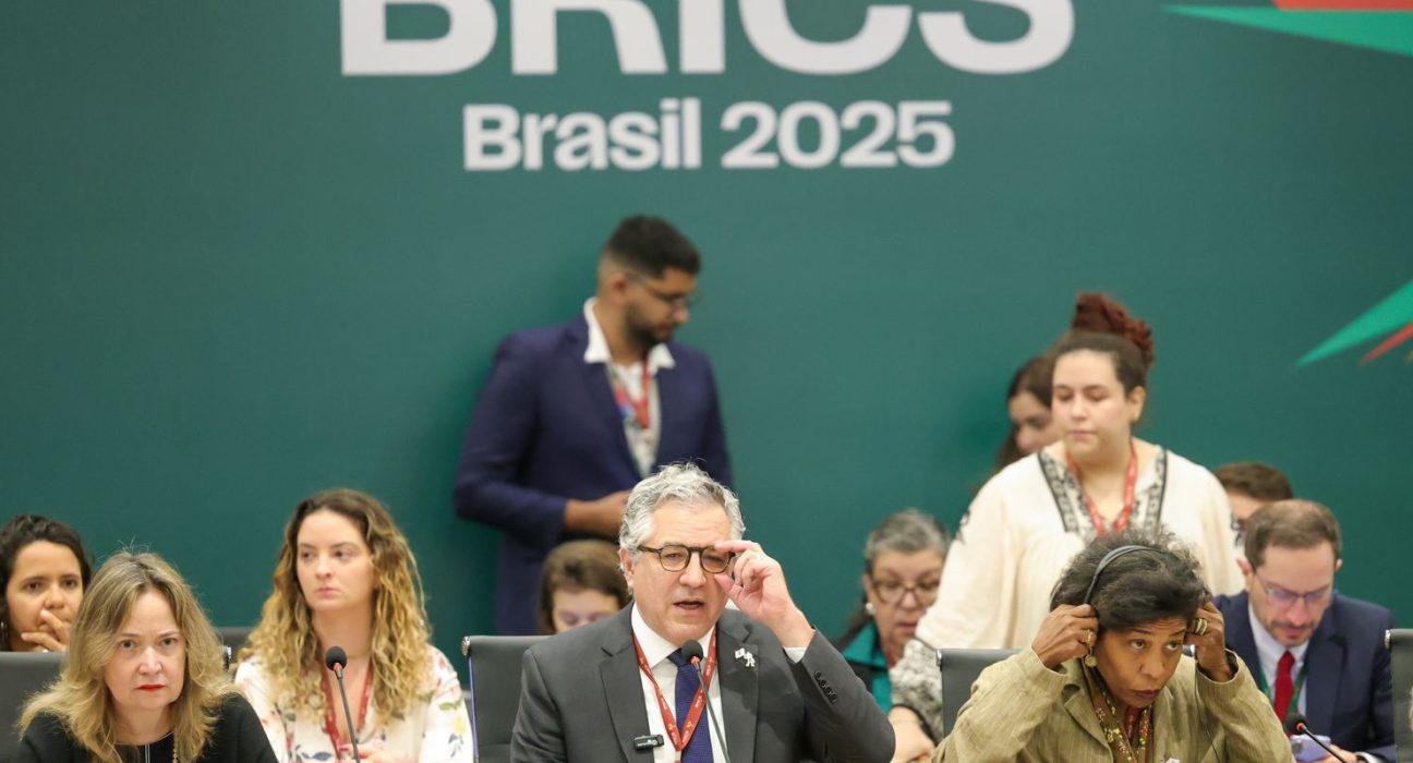 brasil-quer-se-consolidar-como-polo-de-vacinas-com-rna-mensageiro