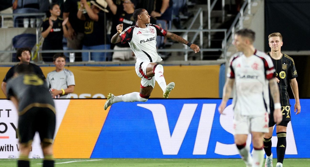 flamengo-fecha-primeira-fase-do-mundial-com-empate-com-o-los-angeles