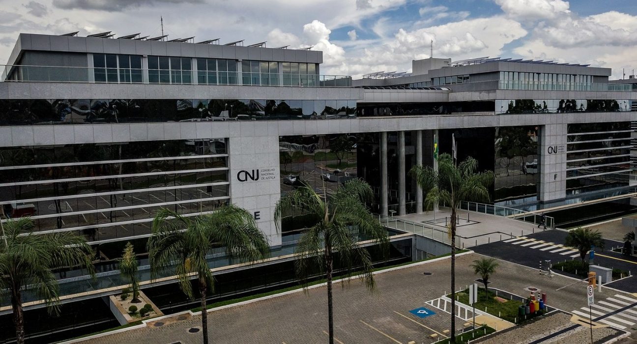 cnj-suspende-promocao-de-juiz-e-diz-que-vaga-deveria-ser-para-mulher